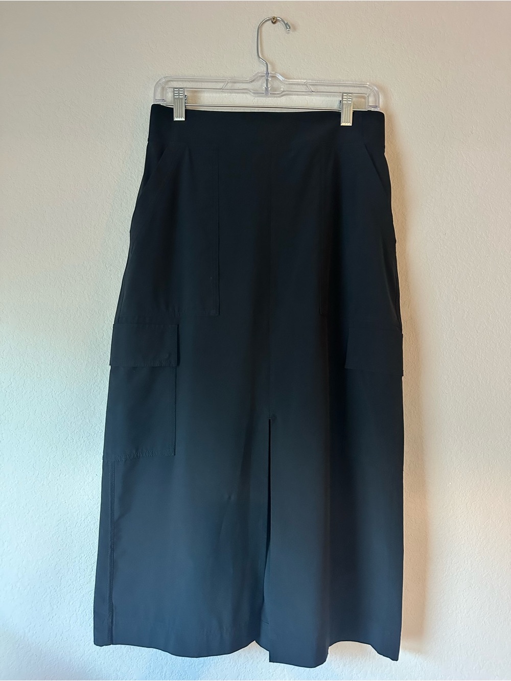 Athleta Brooklyn Heights High Rise Cargo Midi Skirt Black 6